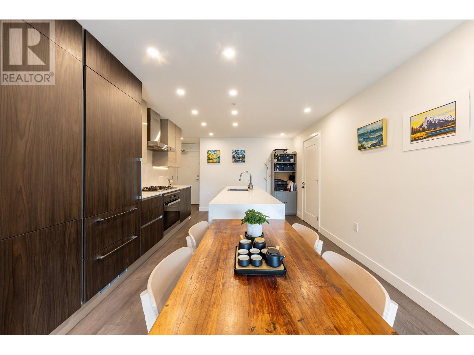 Listing Picture 7 of 39 : 202 477 W 59TH AVENUE, Vancouver / 溫哥華 - 魯藝地產 Yvonne Lu Group - MLS Medallion Club Member