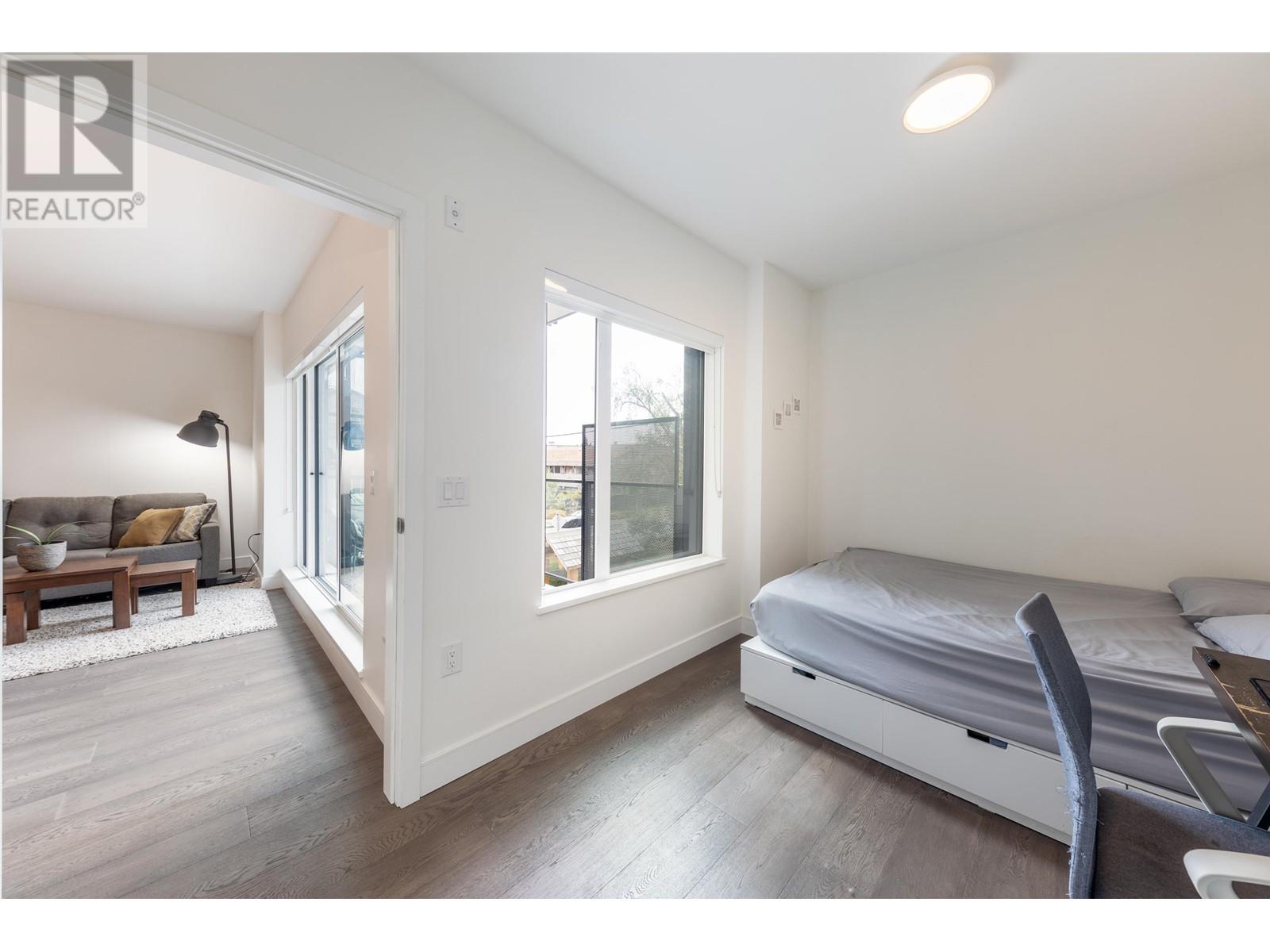 Listing Picture 17 of 39 : 202 477 W 59TH AVENUE, Vancouver / 溫哥華 - 魯藝地產 Yvonne Lu Group - MLS Medallion Club Member