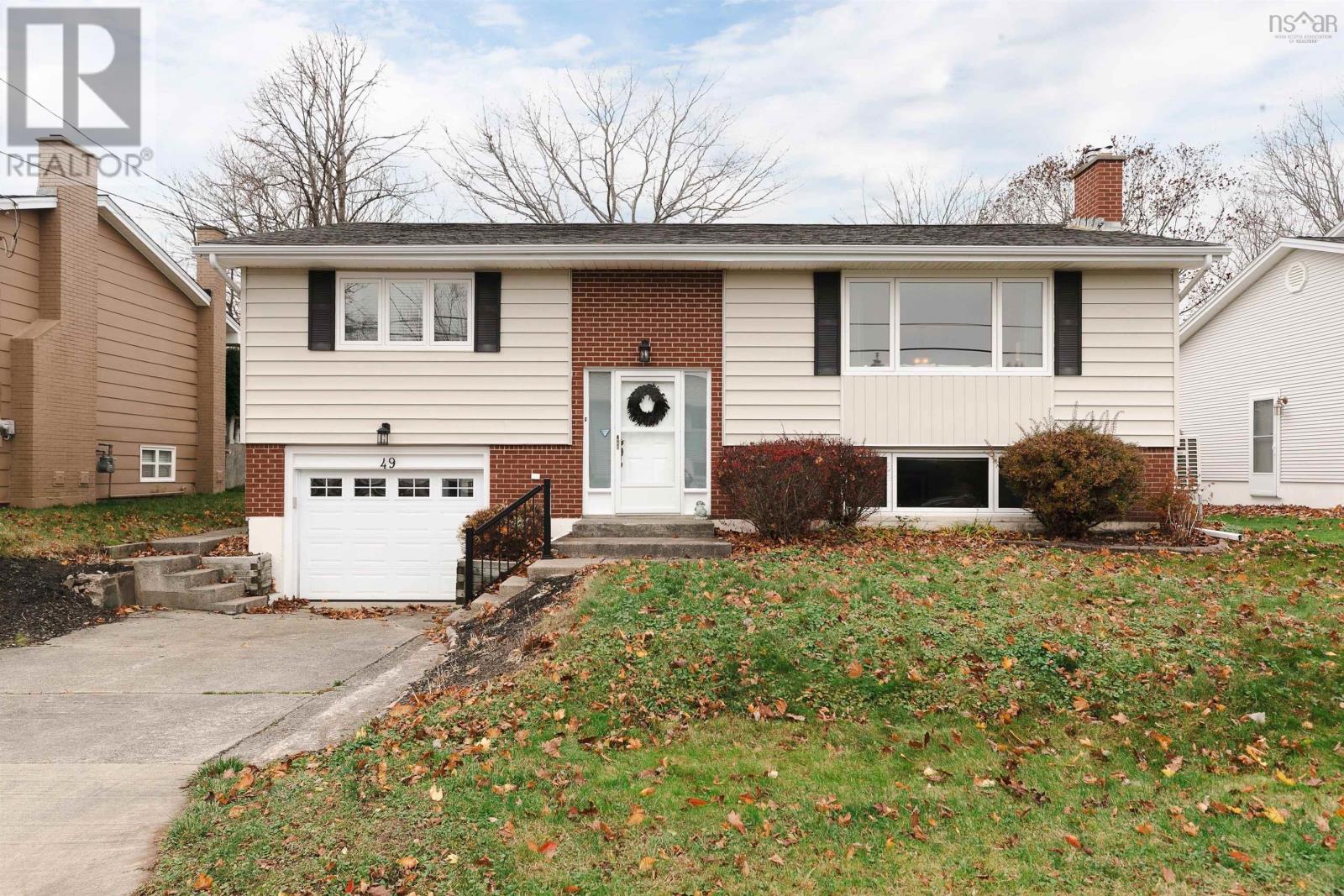 49 Kingston Crescent, dartmouth, Nova Scotia