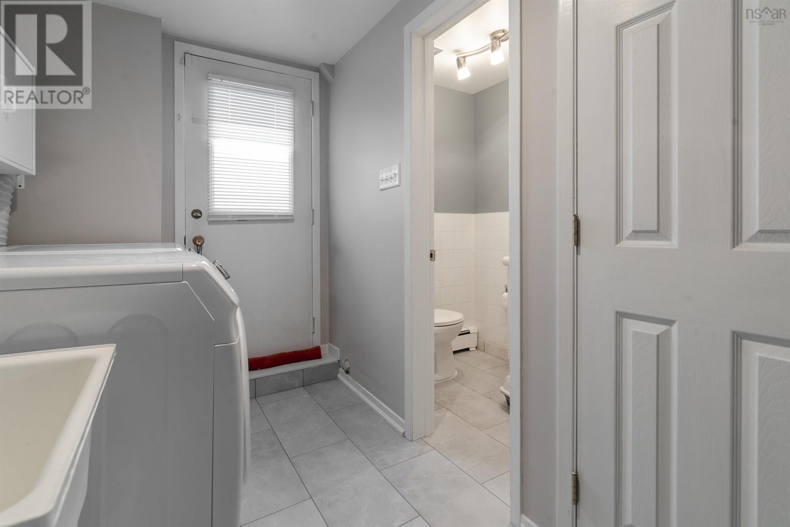 49 Kingston Crescent, Dartmouth, Nova Scotia  B3A 2L9 - Photo 23 - 202502214