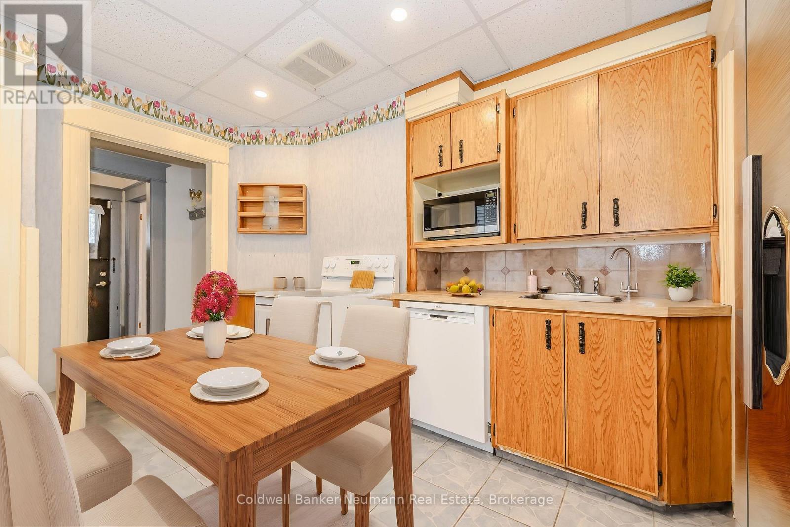 73 Terrace Hill Street, Brantford, Ontario  N3R 1G2 - Photo 9 - X11954606