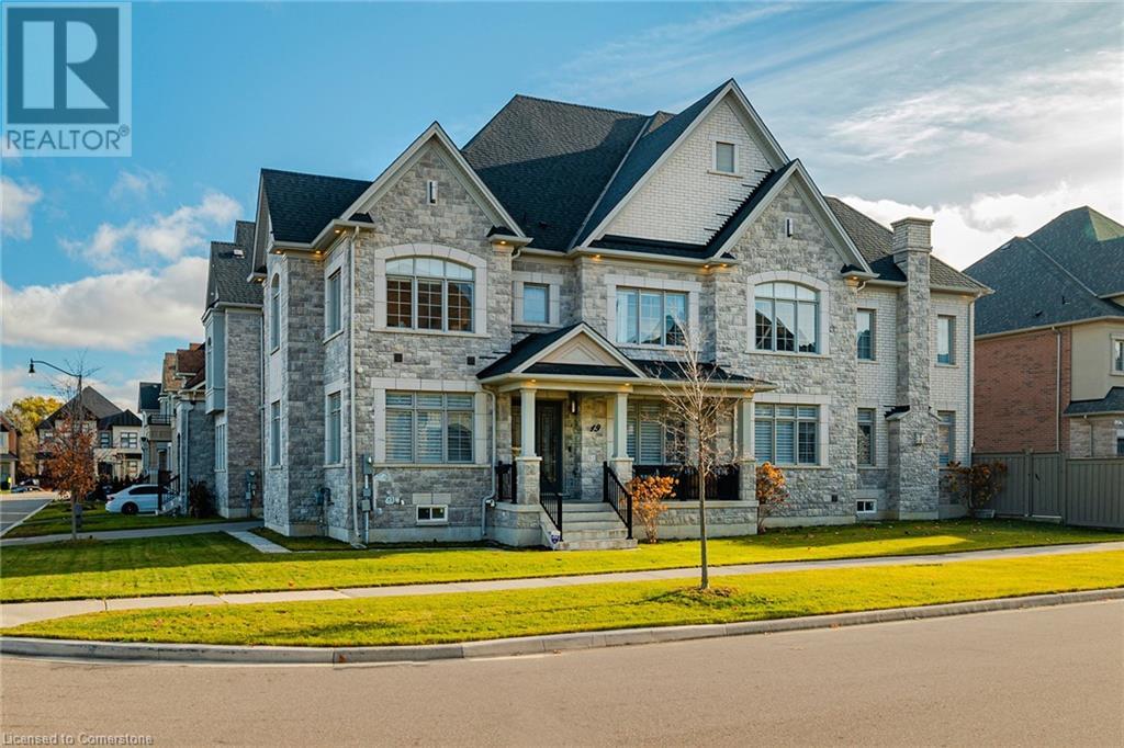 Property at 19 GLADIOLUS Street image 3
