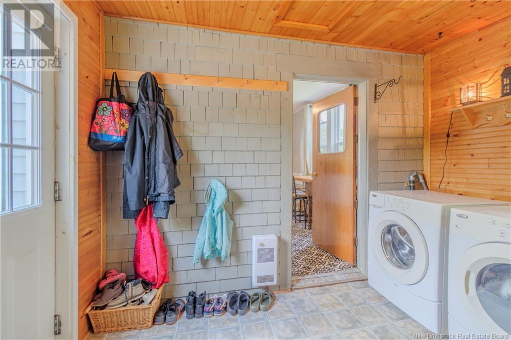18 Cedar Street, Mcadam, New Brunswick  E6J 1V5 - Photo 32 - NB112155