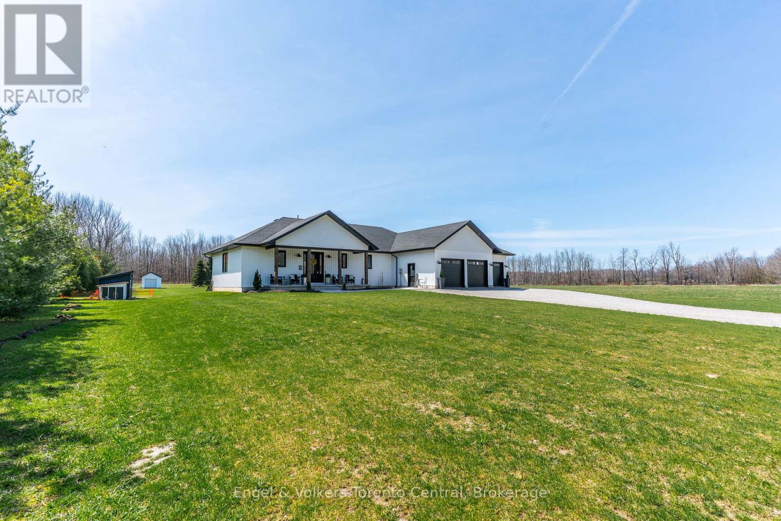 462428 Concession 24 Road, Georgian Bluffs, Ontario  N0H 2T0 - Photo 2 - X11954631
