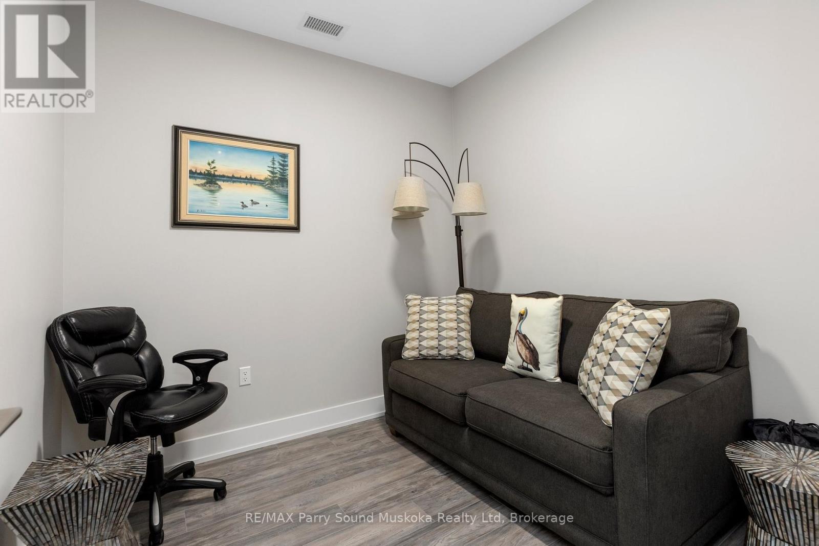 305 - 20 Salt Dock Road, Parry Sound, Ontario  P2A 0E7 - Photo 17 - X11954649