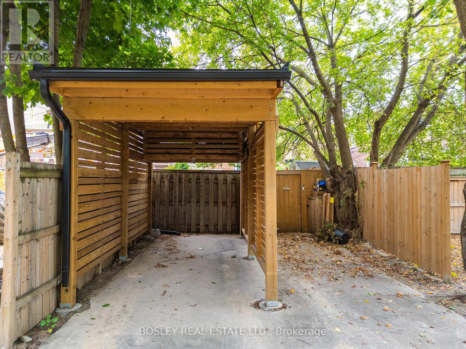 233 Mcroberts Avenue, Toronto, Ontario  M6E 4P3 - Photo 35 - W11954630