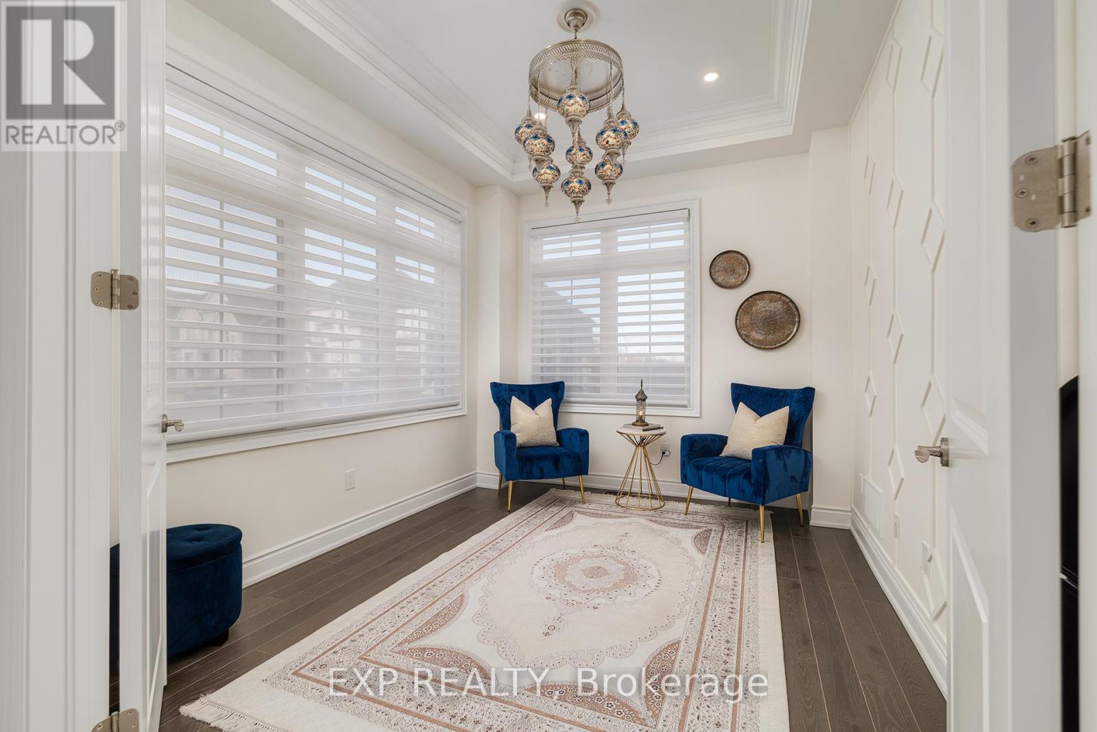 Property at 19 GLADIOLUS STREET image 4