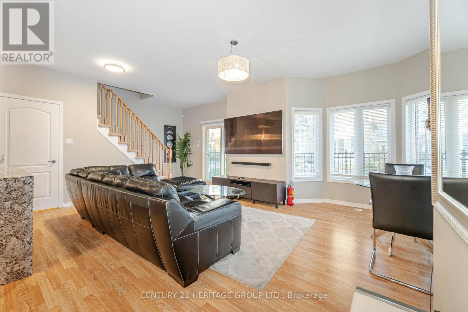 65 - 23 Coneflower Crescent, Toronto, Ontario  M2R 0A5 - Photo 3 - C11954698