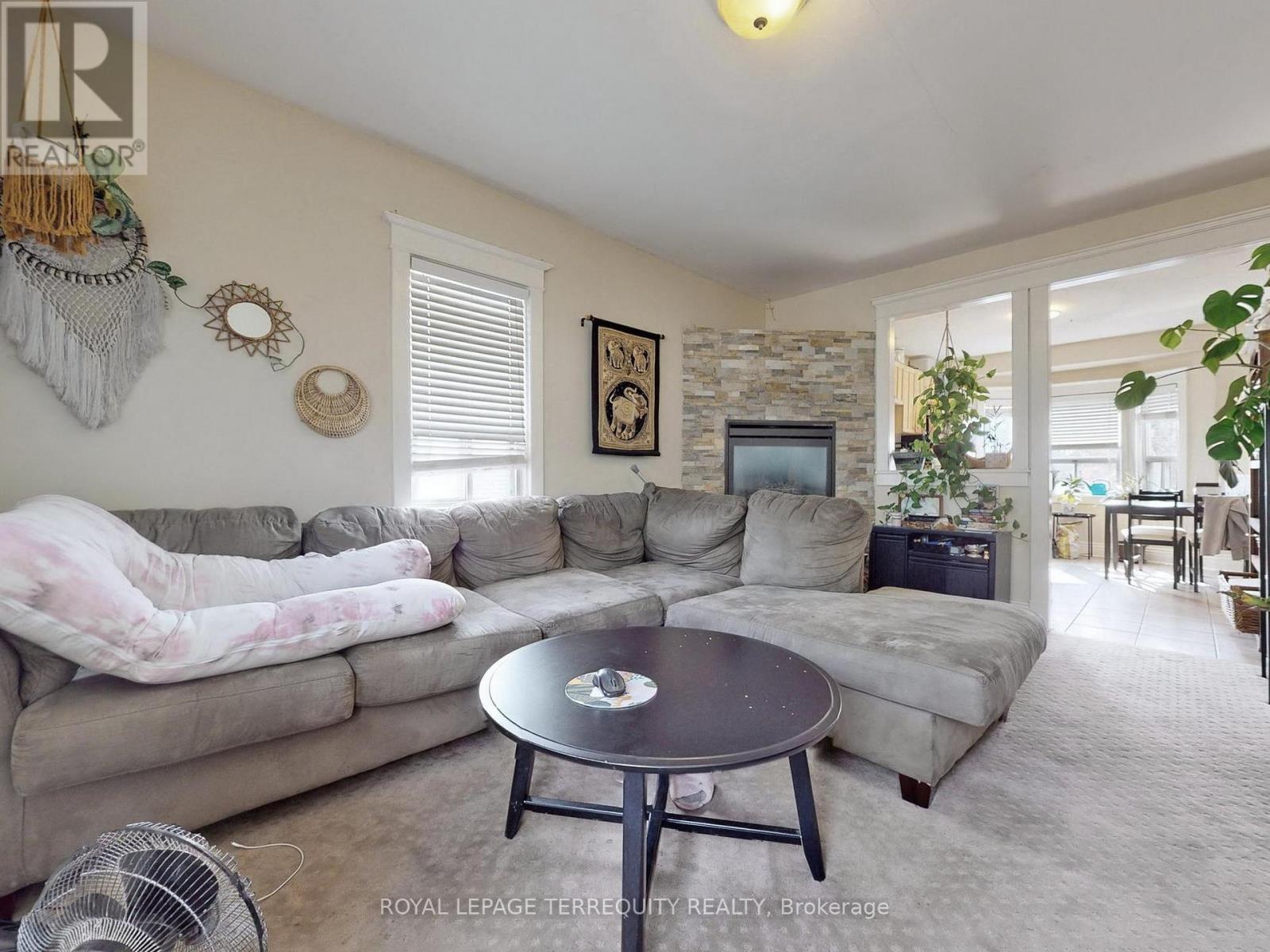 Property at 197 PARK LAWN ROAD image 3