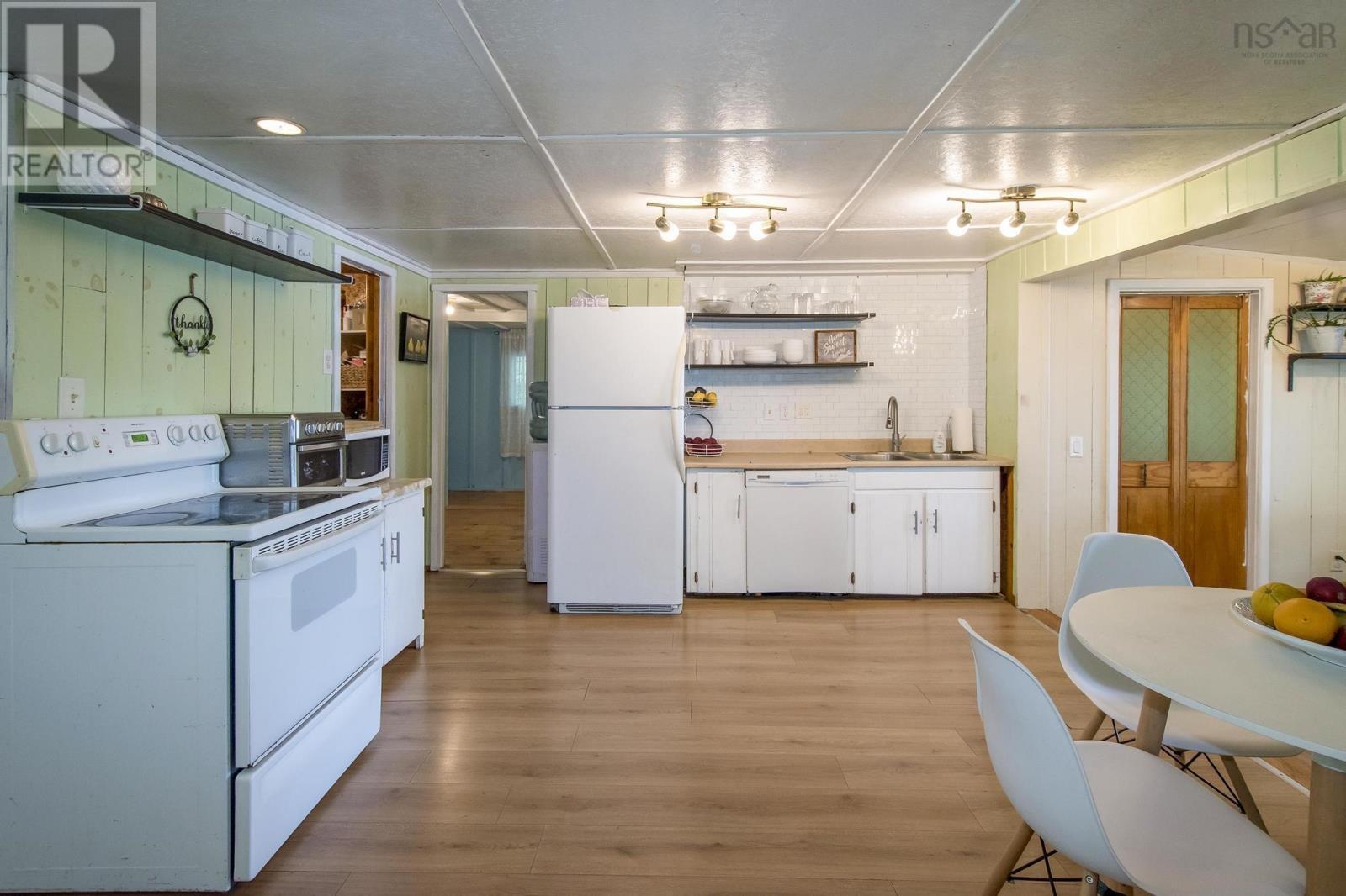 83 Cottage Road, Forest Glen, Nova Scotia  B0W 1L0 - Photo 7 - 202502229