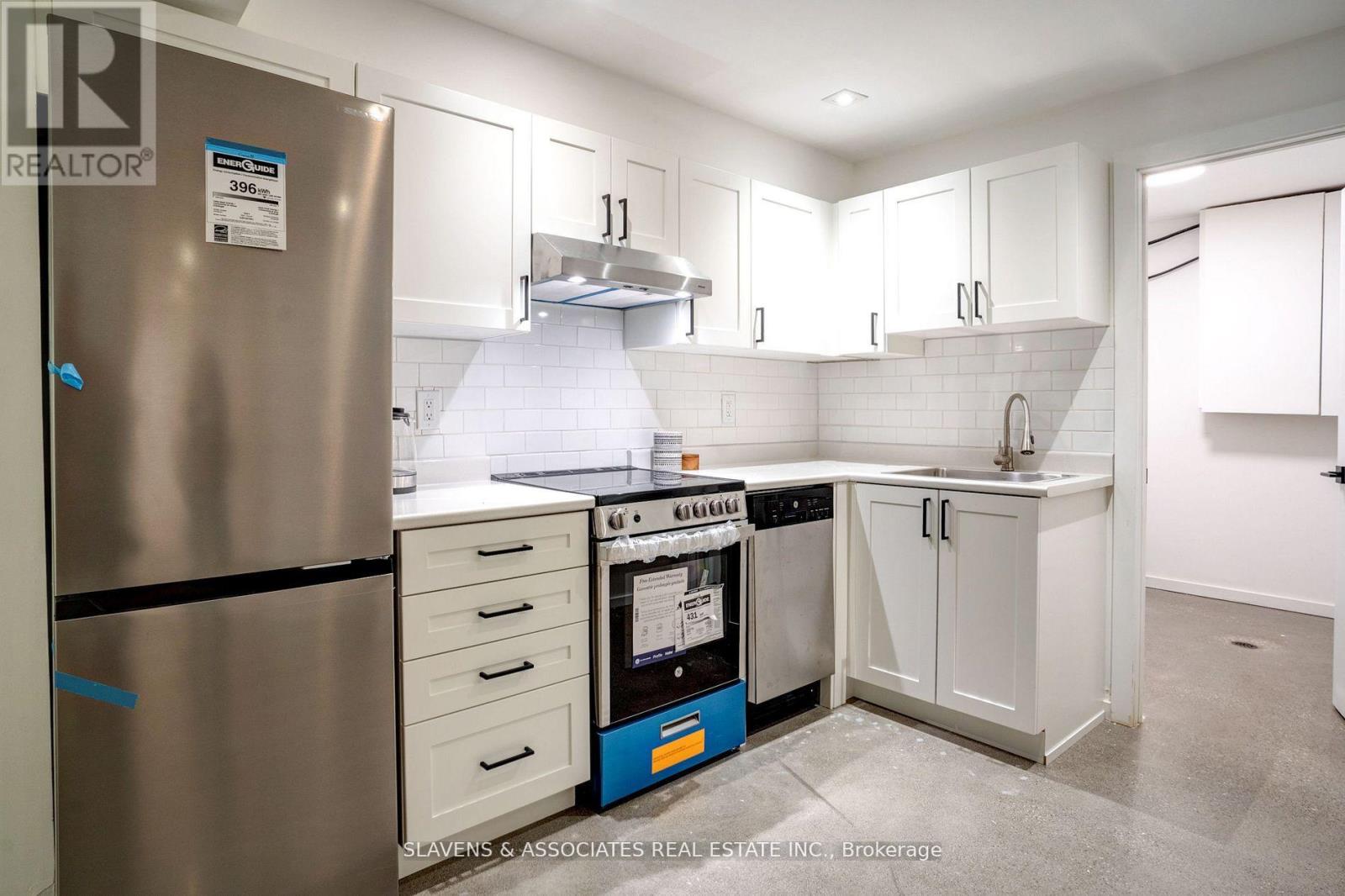 Bsmt - 546 St Clements Avenue, Toronto, Ontario  M5N 1M4 - Photo 8 - C11954887