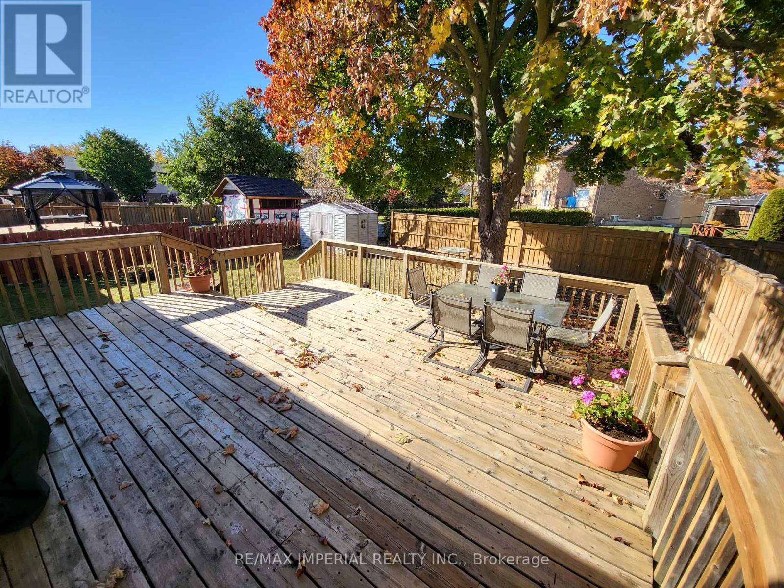 Property at 12 MAYVERN CRESCENT image 3