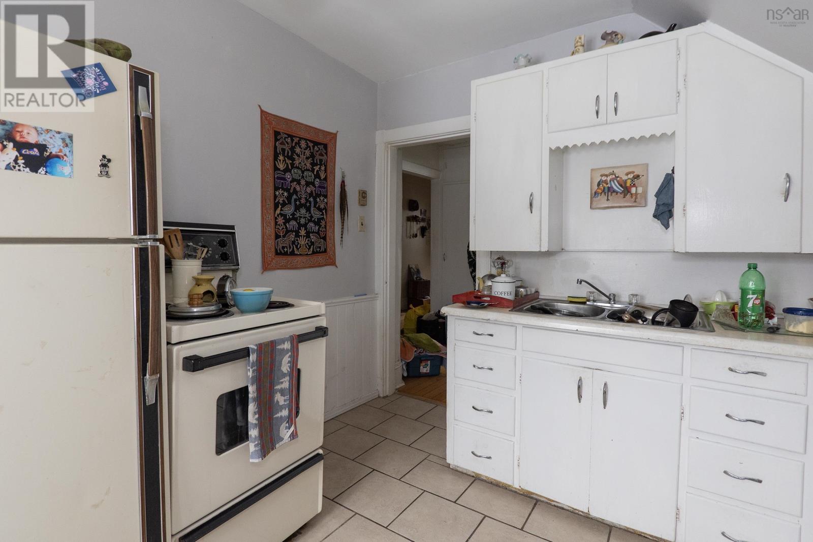 63 Havelock Street, Amherst, Nova Scotia  B4H 3K3 - Photo 6 - 202502232