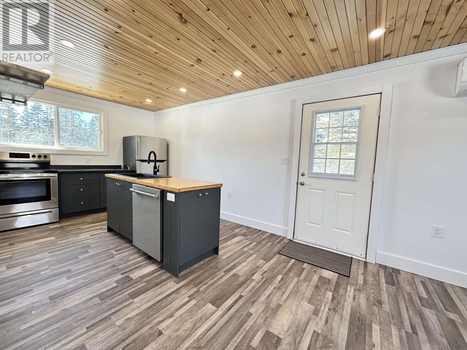 1988 New Chester Road, New Chester, Nova Scotia  B0J 2K0 - Photo 14 - 202502234