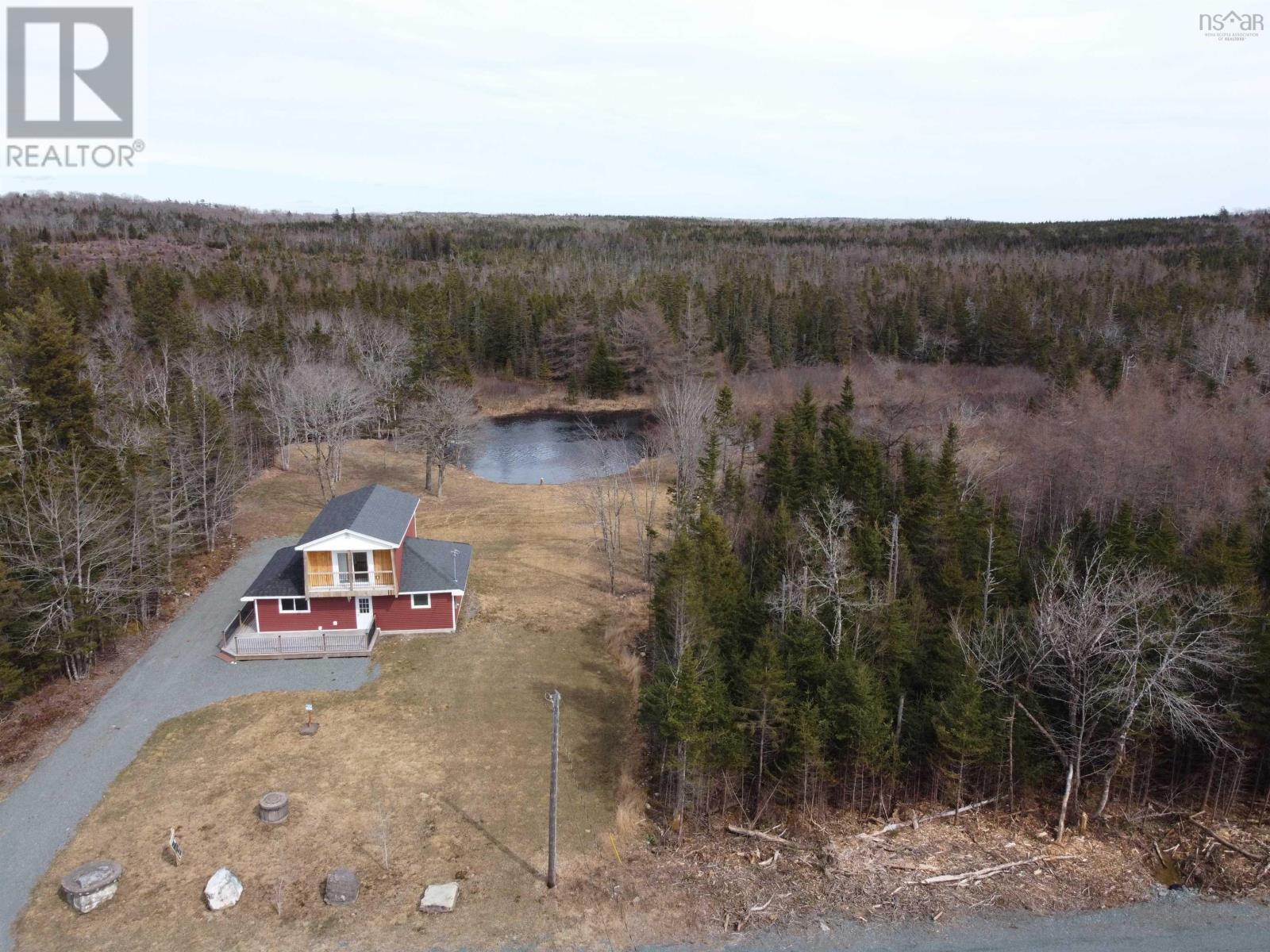 1988 New Chester Road, New Chester, Nova Scotia  B0J 2K0 - Photo 2 - 202502234
