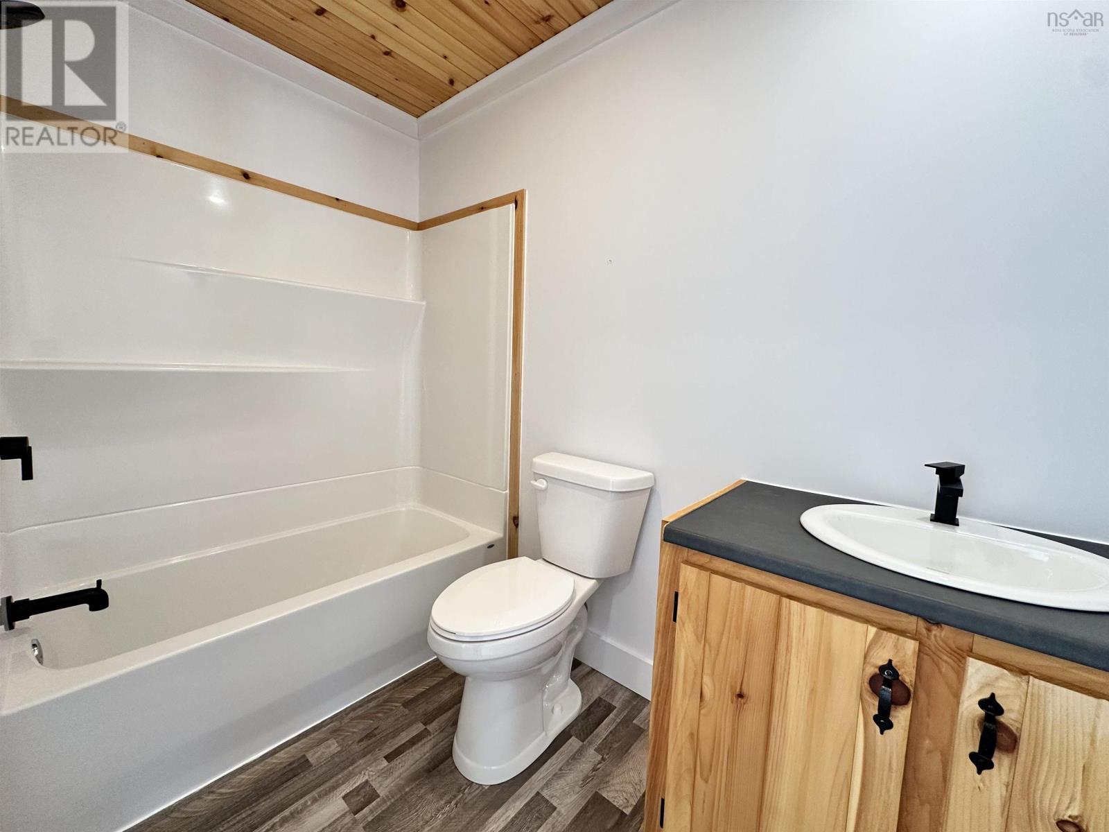 1988 New Chester Road, New Chester, Nova Scotia  B0J 2K0 - Photo 41 - 202502234