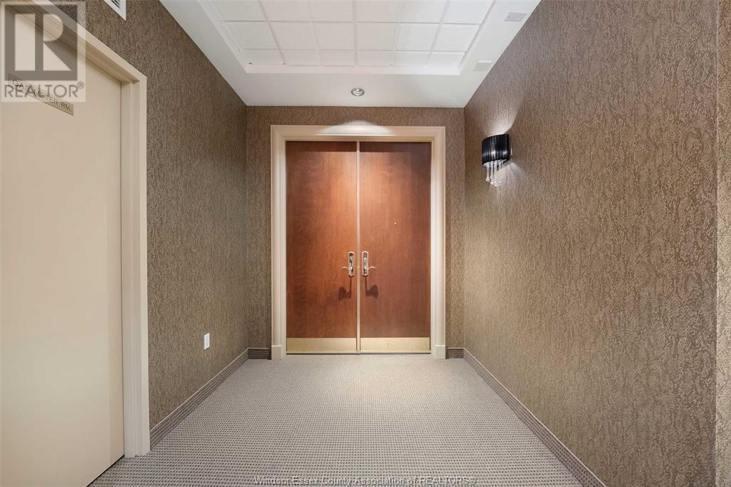 Property at 4955 RIVERSIDE DRIVE East Unit# 501 image 4