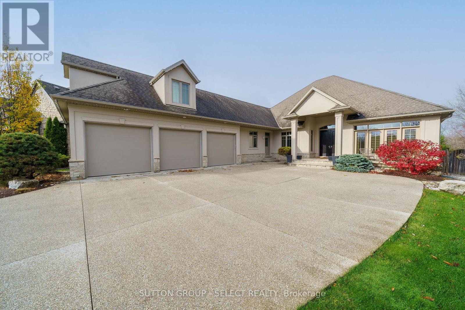 Photo 2 of 40 for 3319 Mclauchlan Grove