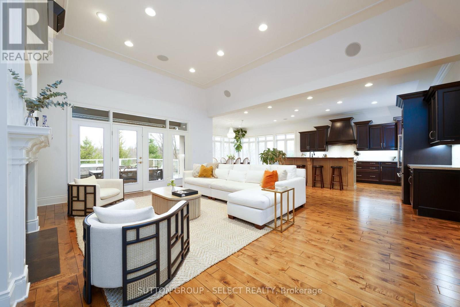 Photo 9 of 40 for 3319 Mclauchlan Grove