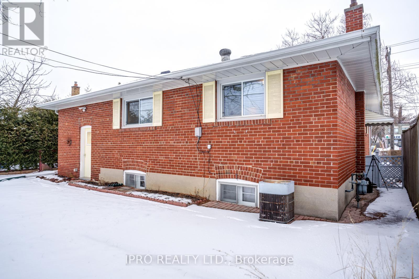 3263 Lawrence Avenue E, Toronto, Ontario  M1H 1A5 - Photo 40 - E11955090