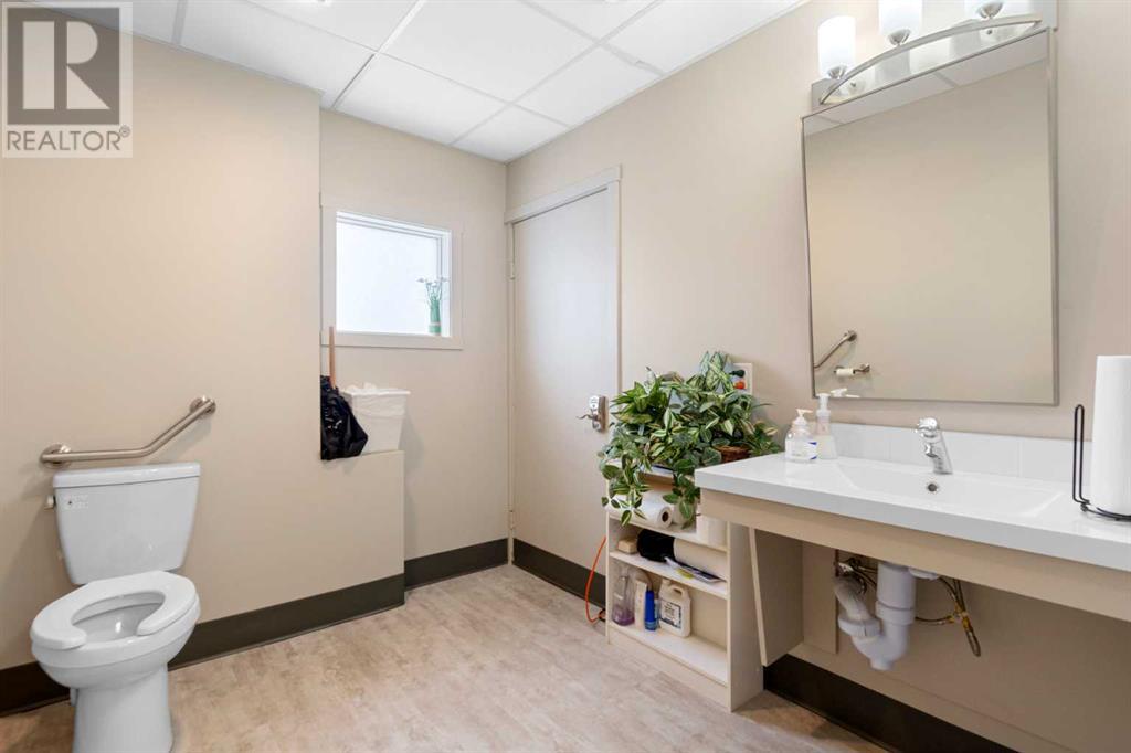 9801 97 Avenue, Grande Prairie, Alberta  T8V 0M9 - Photo 11 - A2192317