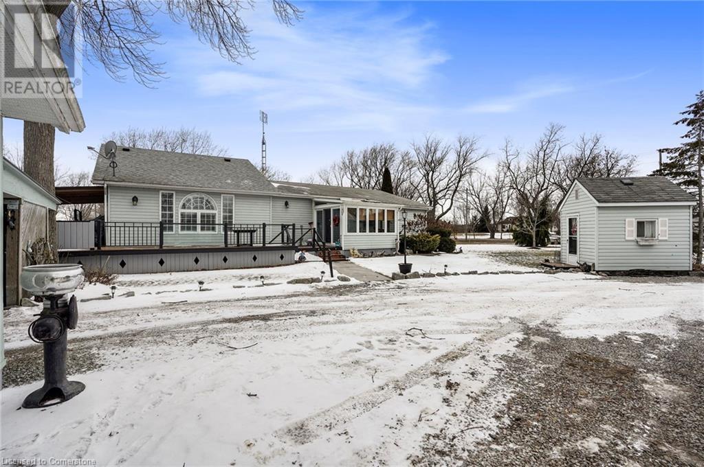 Property at 1022 LAKESHORE Road image 3