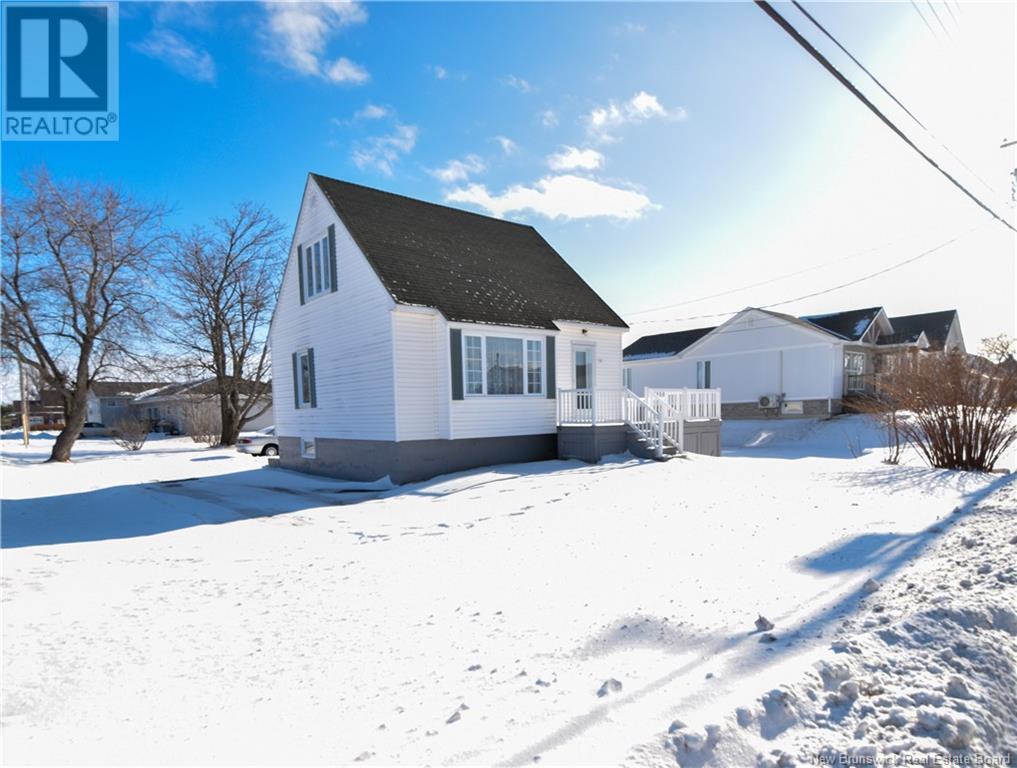 142 15e Rue, Shippagan, New Brunswick  E8S 1E7 - Photo 4 - NB112172