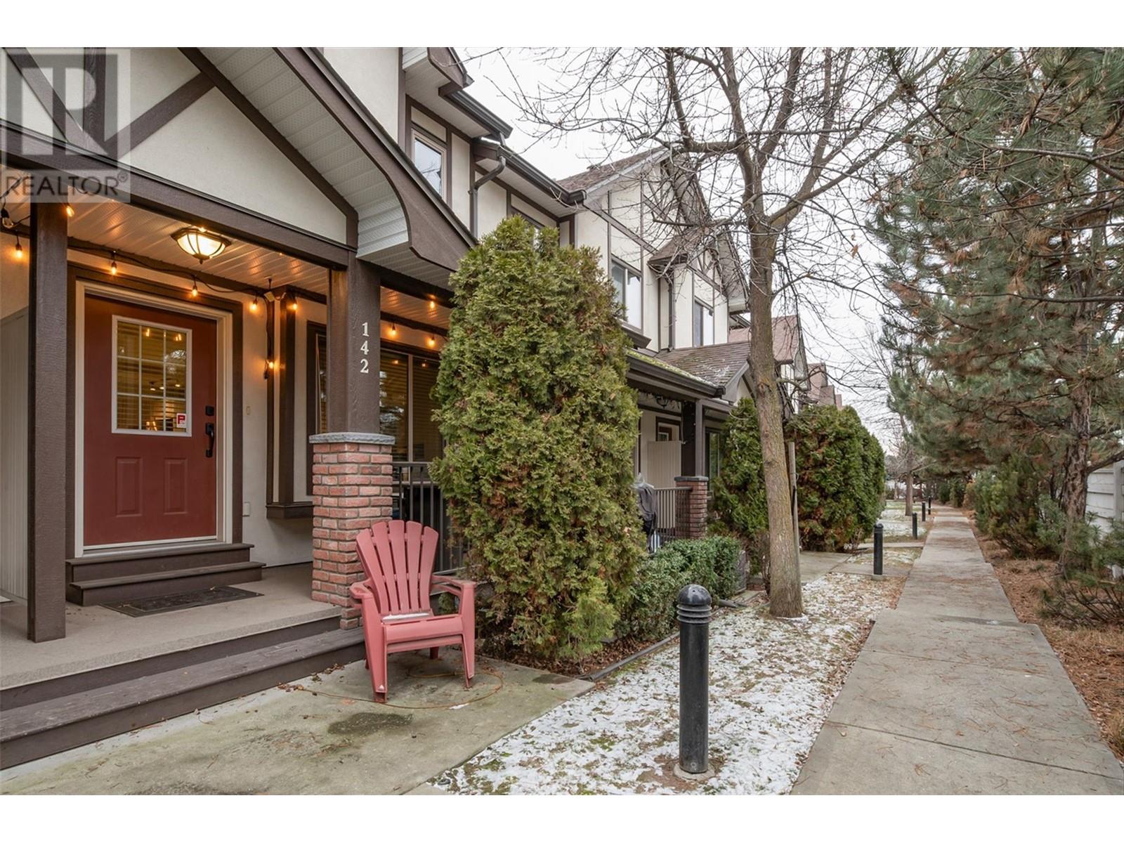Property at 1651 Lynrick Road Unit# 142 image 4