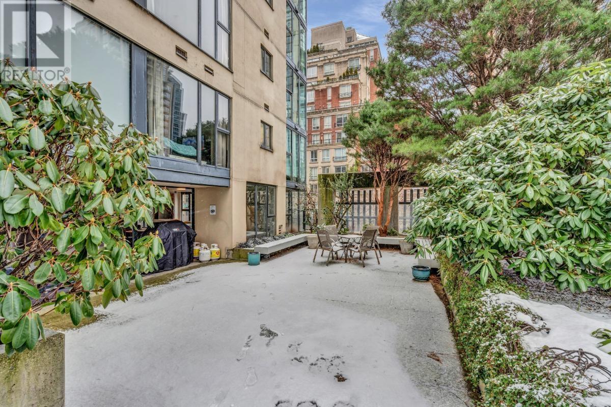 Listing Picture 26 of 26 : 1802 1155 HOMER STREET, Vancouver / 溫哥華 - 魯藝地產 Yvonne Lu Group - MLS Medallion Club Member