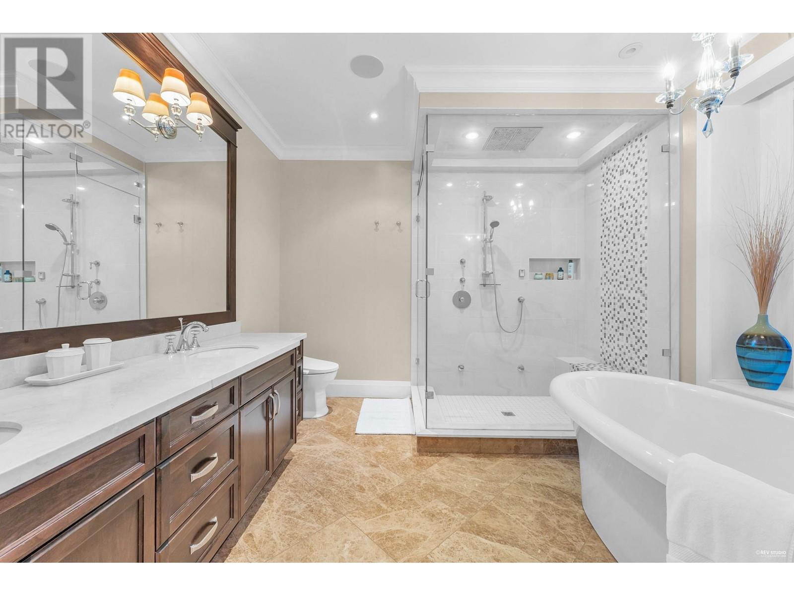 125 N Glynde Avenue, Burnaby, British Columbia  V5B 1G8 - Photo 15 - R2963291