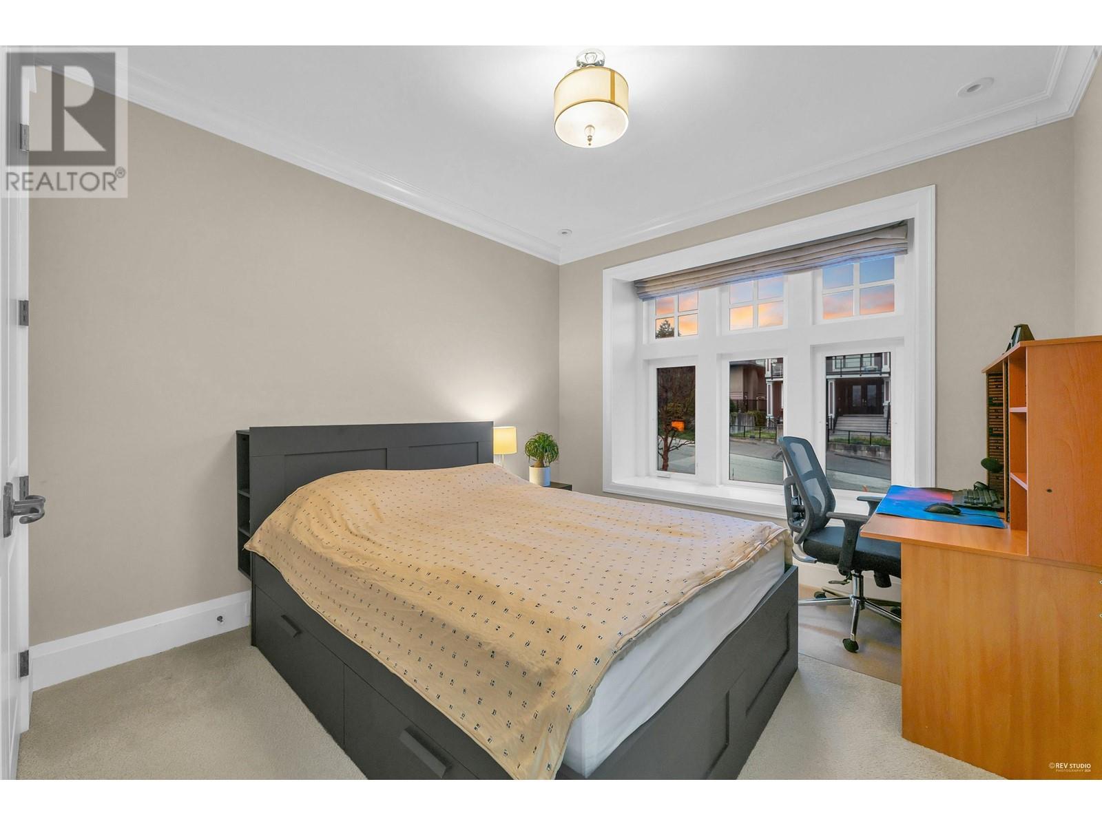 125 N Glynde Avenue, Burnaby, British Columbia  V5B 1G8 - Photo 21 - R2963291