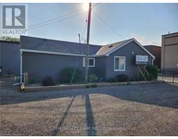 1302 SWAN Street N, ayr, Ontario