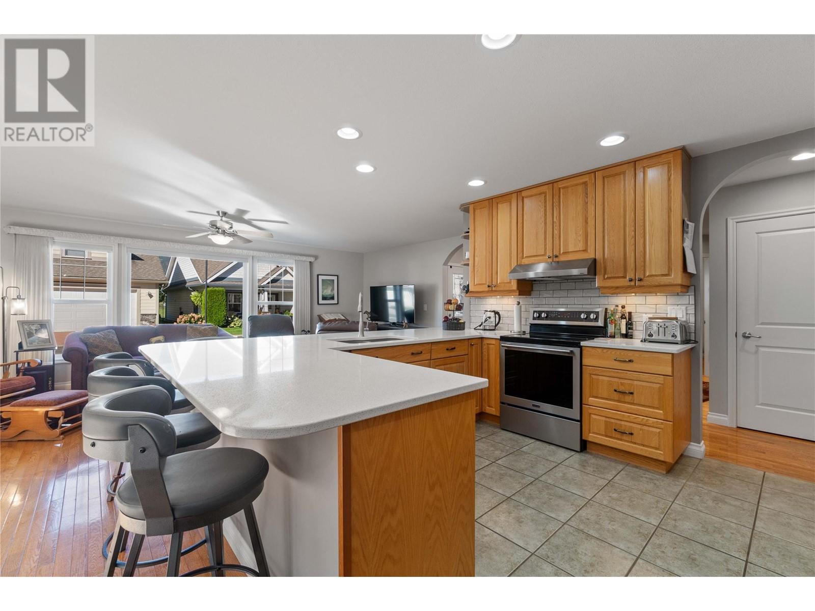 1231 10 Street Sw Unit# 38, Salmon Arm, British Columbia  V1E 0A5 - Photo 14 - 10333310