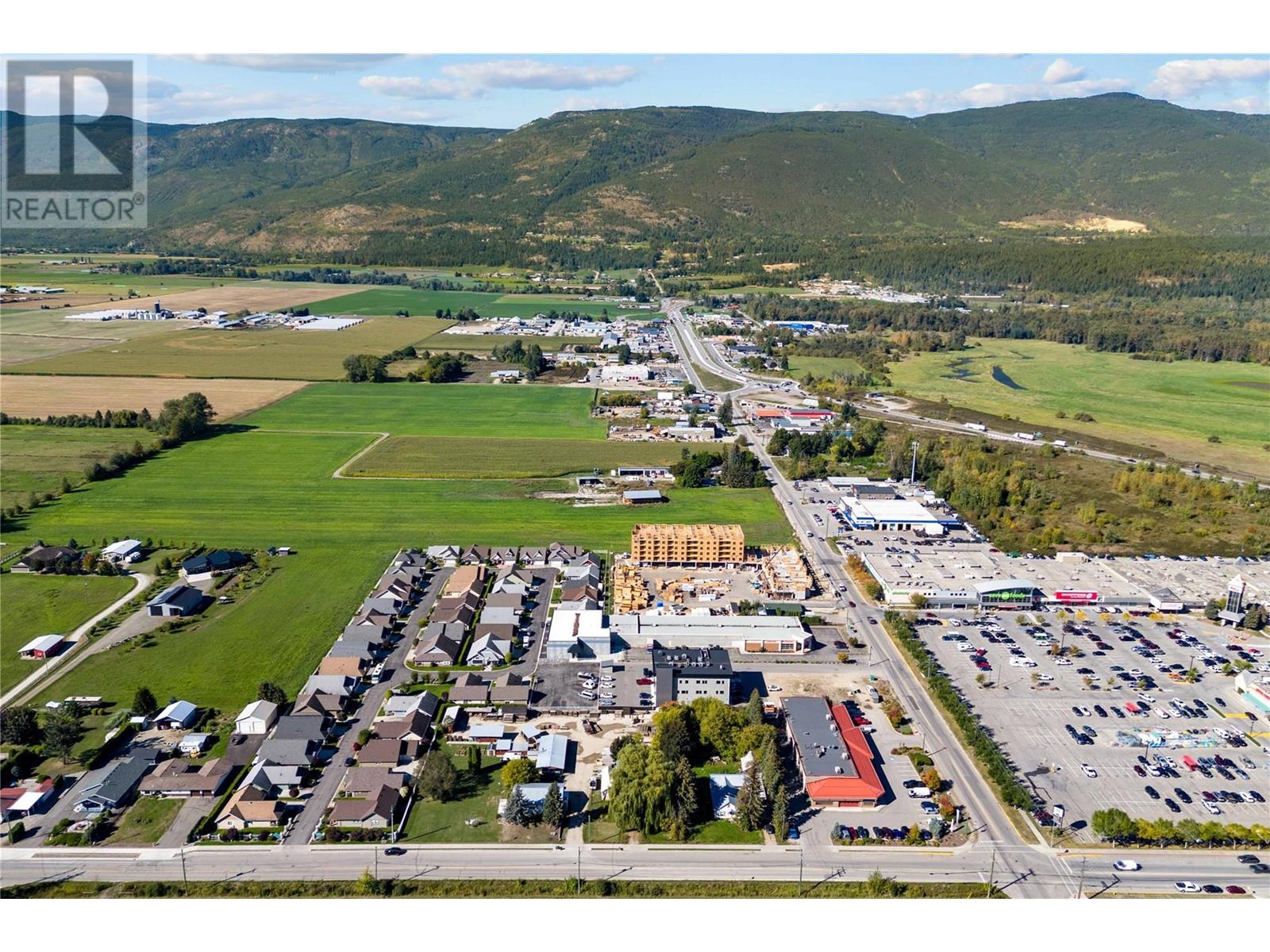 1231 10 Street Sw Unit# 38, Salmon Arm, British Columbia  V1E 0A5 - Photo 40 - 10333310
