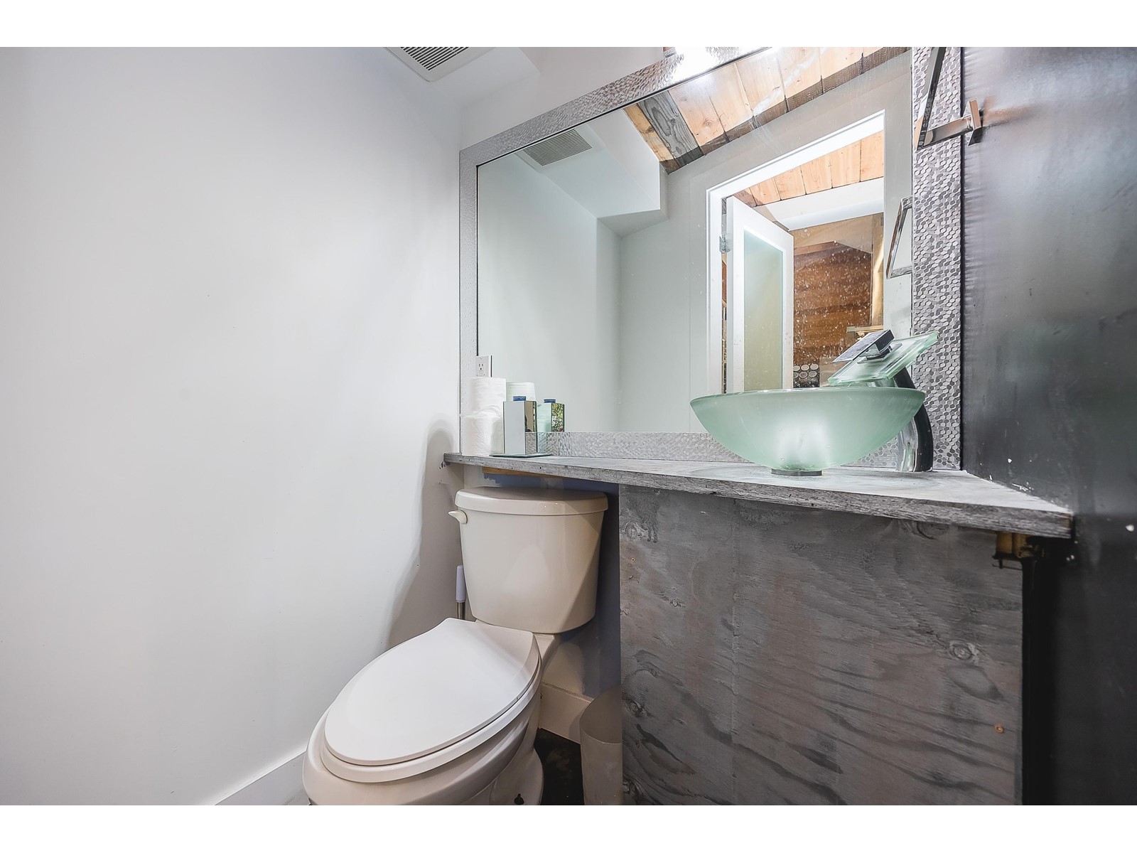 5730 132a Street, Surrey, British Columbia  V3X 2T3 - Photo 12 - R2962841