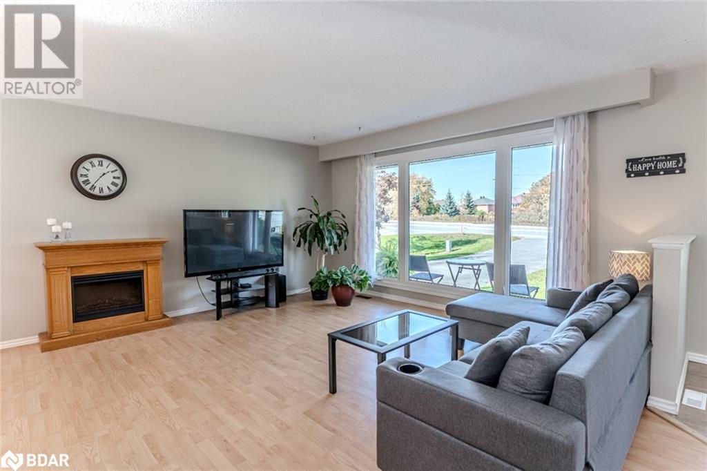 605 Big Bay Point Road, Barrie, Ontario  L4N 3Z9 - Photo 13 - 40696016