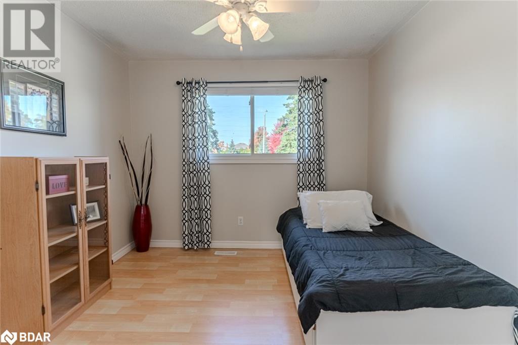 605 Big Bay Point Road, Barrie, Ontario  L4N 3Z9 - Photo 16 - 40696016