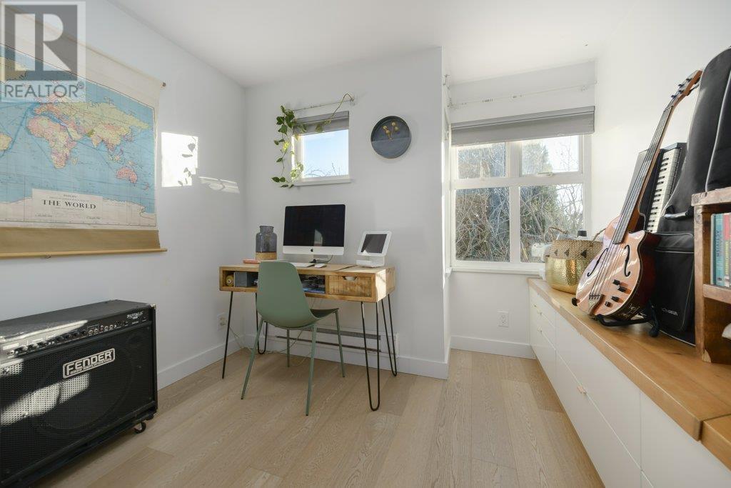 Listing Picture 22 of 40 : 1055 E PENDER STREET, Vancouver / 溫哥華 - 魯藝地產 Yvonne Lu Group - MLS Medallion Club Member