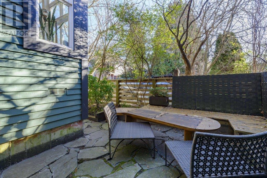 Listing Picture 28 of 40 : 1055 E PENDER STREET, Vancouver / 溫哥華 - 魯藝地產 Yvonne Lu Group - MLS Medallion Club Member