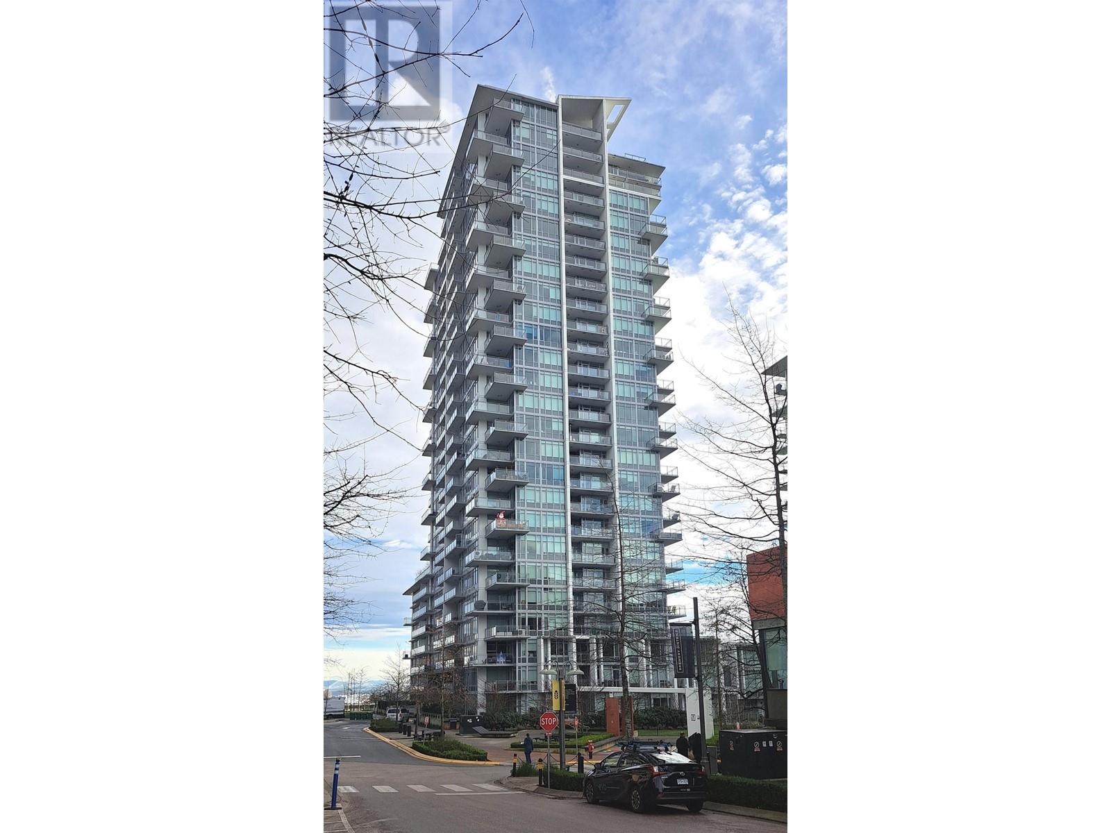 204 258 NELSON'S COURT, New Westminster, British Columbia