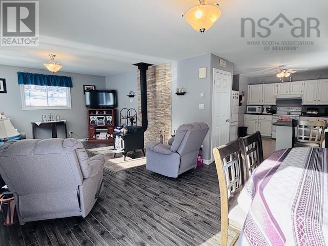 351 Narrows Road W, 351 Narrow Road, Labelle, Nova Scotia  B0T 1E0 - Photo 25 - 202502255