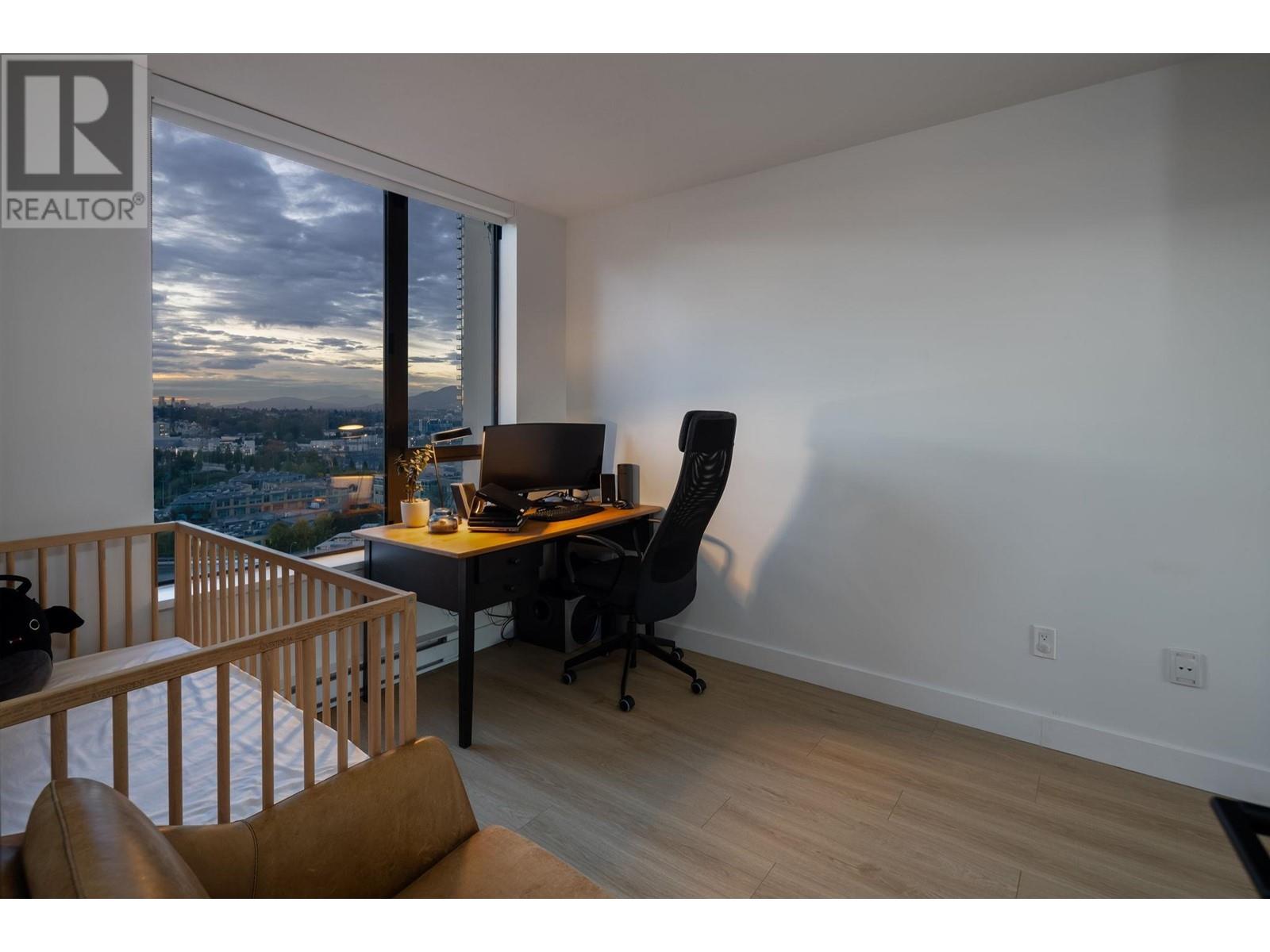 Listing Picture 29 of 40 : 1804 4182 DAWSON STREET, Burnaby / 本拿比 - 魯藝地產 Yvonne Lu Group - MLS Medallion Club Member