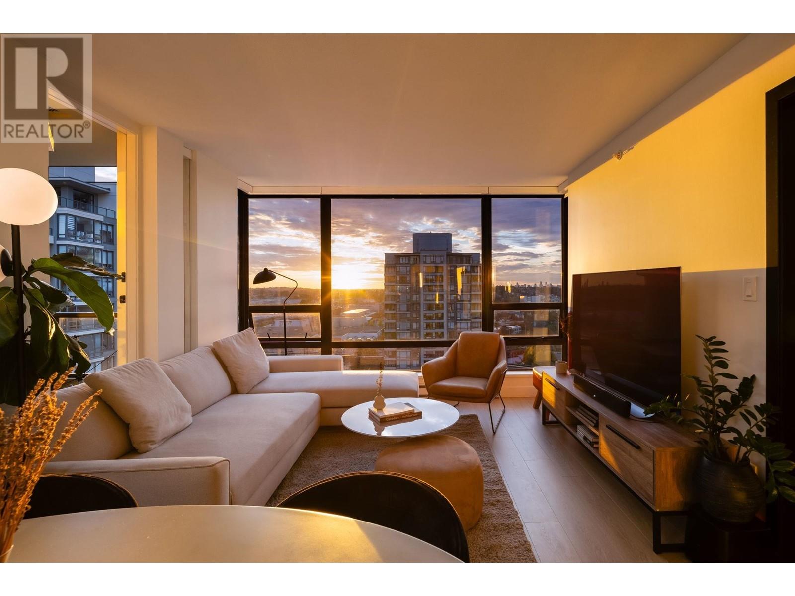 Listing Picture 4 of 40 : 1804 4182 DAWSON STREET, Burnaby / 本拿比 - 魯藝地產 Yvonne Lu Group - MLS Medallion Club Member