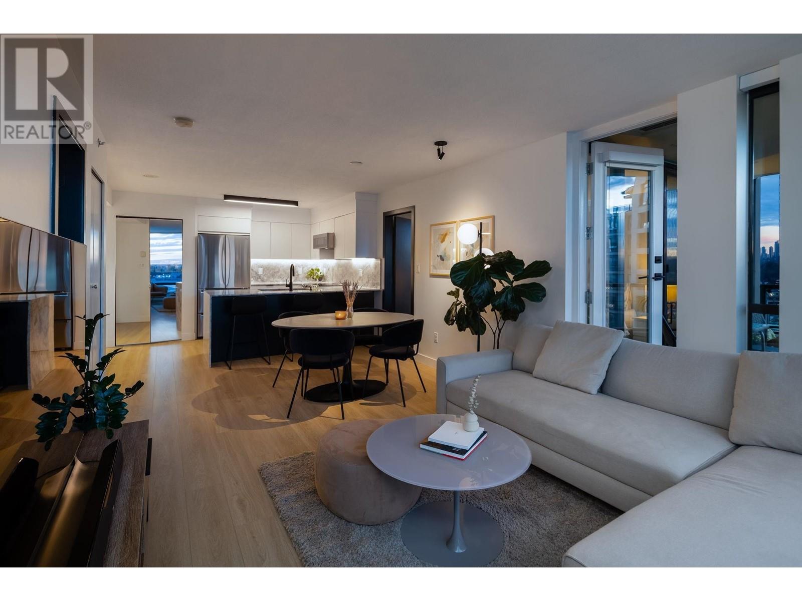 Listing Picture 8 of 40 : 1804 4182 DAWSON STREET, Burnaby / 本拿比 - 魯藝地產 Yvonne Lu Group - MLS Medallion Club Member