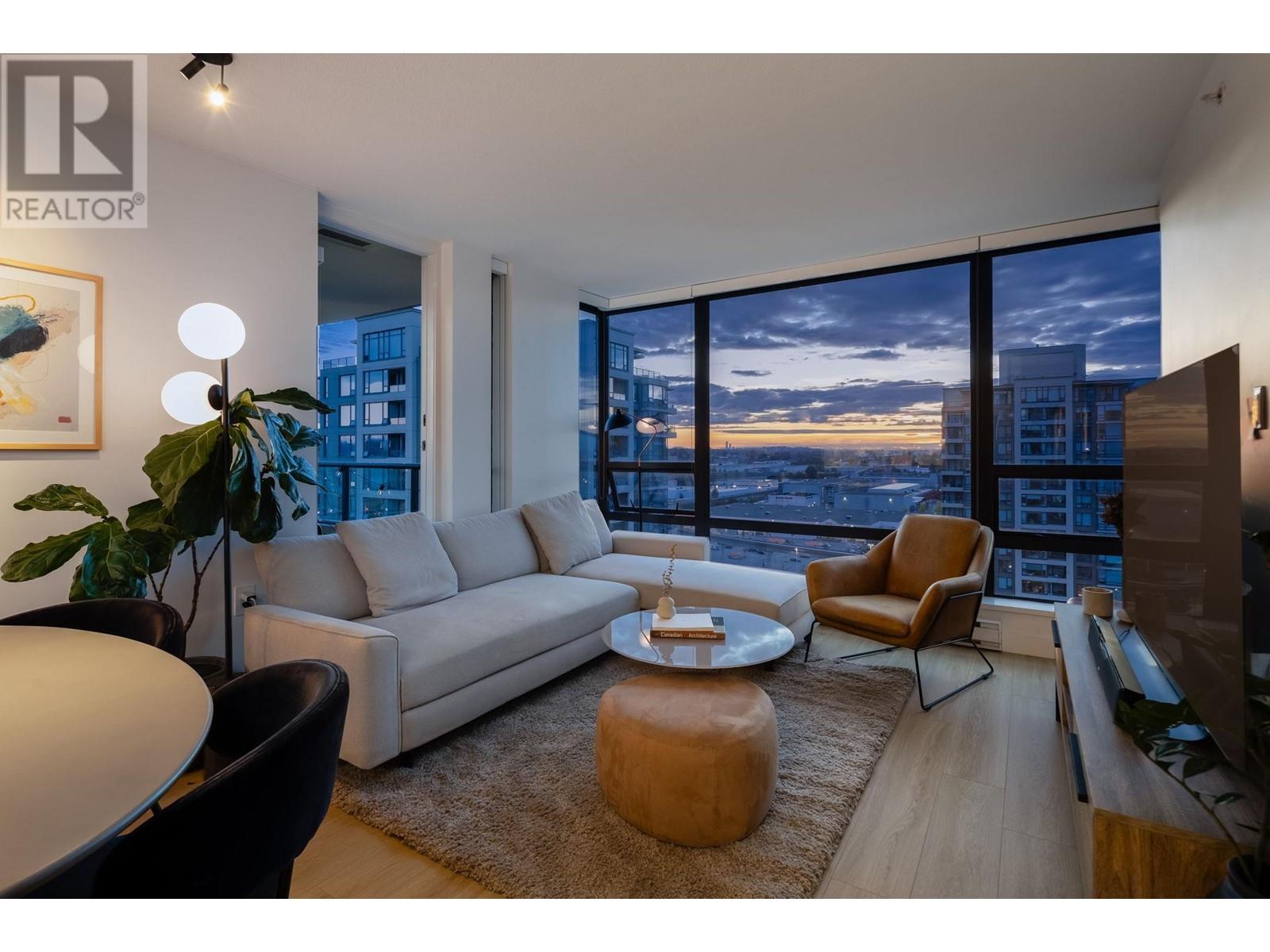 Listing Picture 9 of 40 : 1804 4182 DAWSON STREET, Burnaby / 本拿比 - 魯藝地產 Yvonne Lu Group - MLS Medallion Club Member