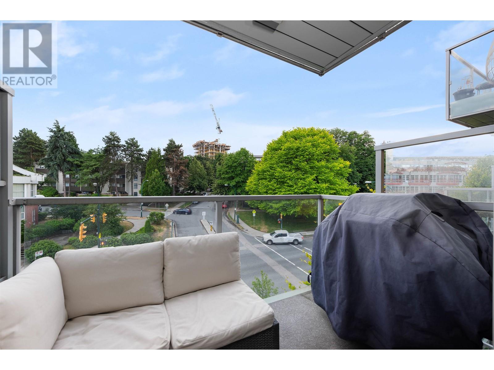 Listing Picture 14 of 24 : 504 417 GREAT NORTHERN WAY, Vancouver / 溫哥華 - 魯藝地產 Yvonne Lu Group - MLS Medallion Club Member