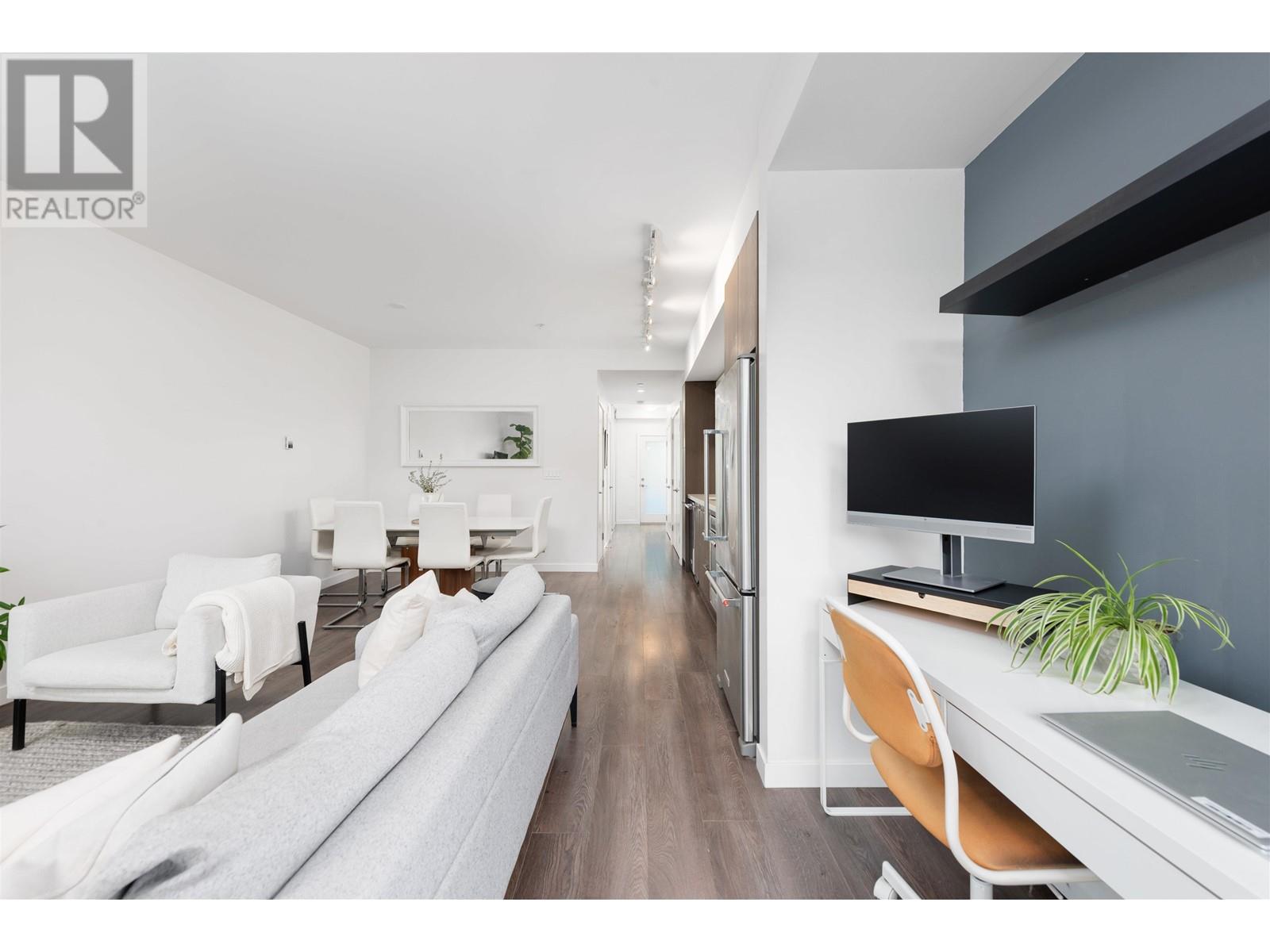 Listing Picture 9 of 24 : 504 417 GREAT NORTHERN WAY, Vancouver / 溫哥華 - 魯藝地產 Yvonne Lu Group - MLS Medallion Club Member