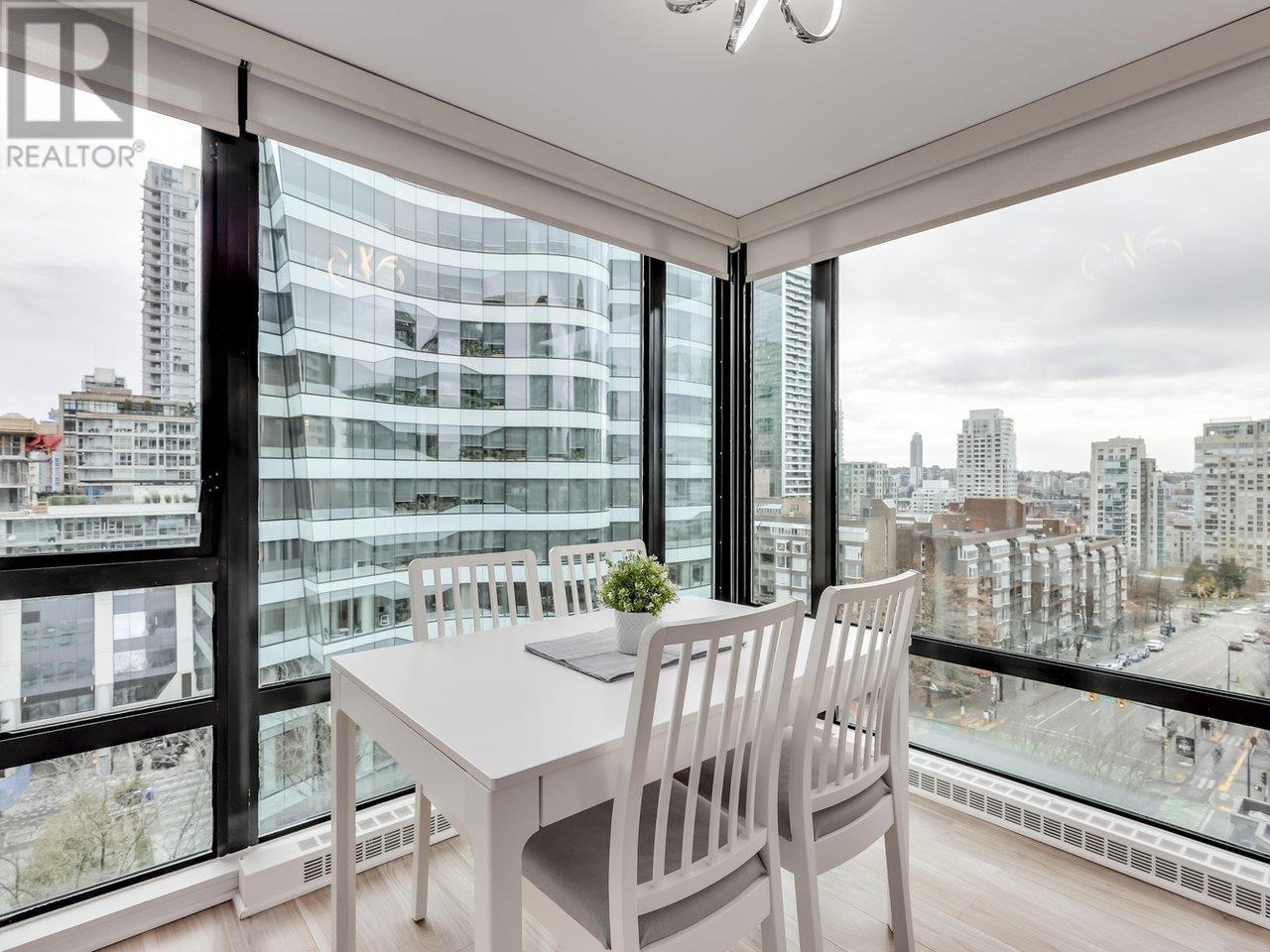 Listing Picture 11 of 24 : 1004 1003 BURNABY STREET, Vancouver / 溫哥華 - 魯藝地產 Yvonne Lu Group - MLS Medallion Club Member