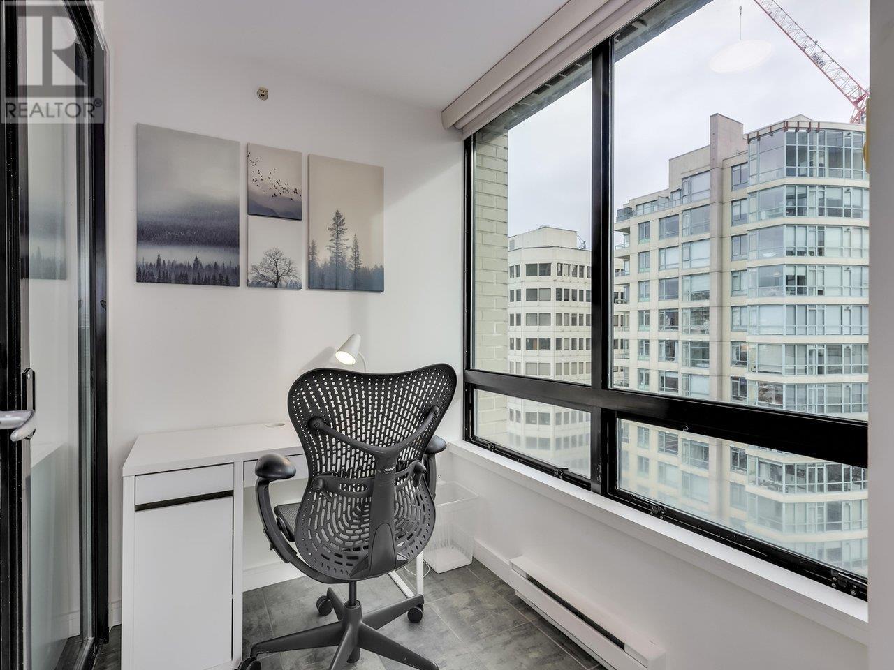 Listing Picture 16 of 24 : 1004 1003 BURNABY STREET, Vancouver / 溫哥華 - 魯藝地產 Yvonne Lu Group - MLS Medallion Club Member