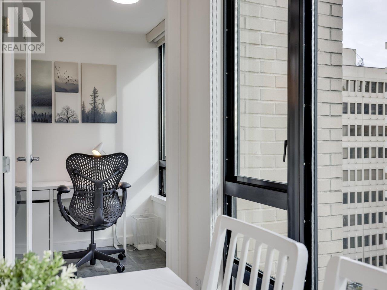 Listing Picture 17 of 24 : 1004 1003 BURNABY STREET, Vancouver / 溫哥華 - 魯藝地產 Yvonne Lu Group - MLS Medallion Club Member